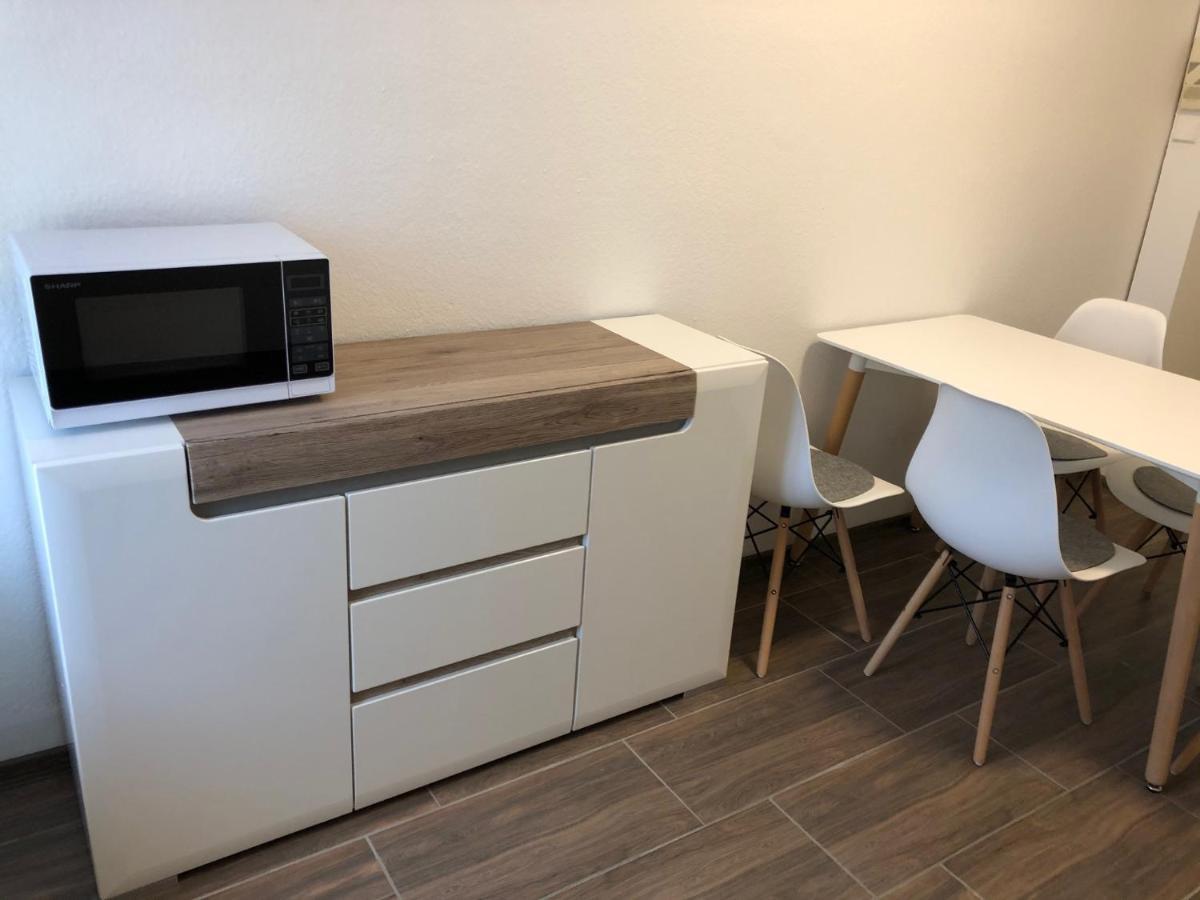 Apartmenthaus Am Bahnhof 代特莫尔德 外观 照片