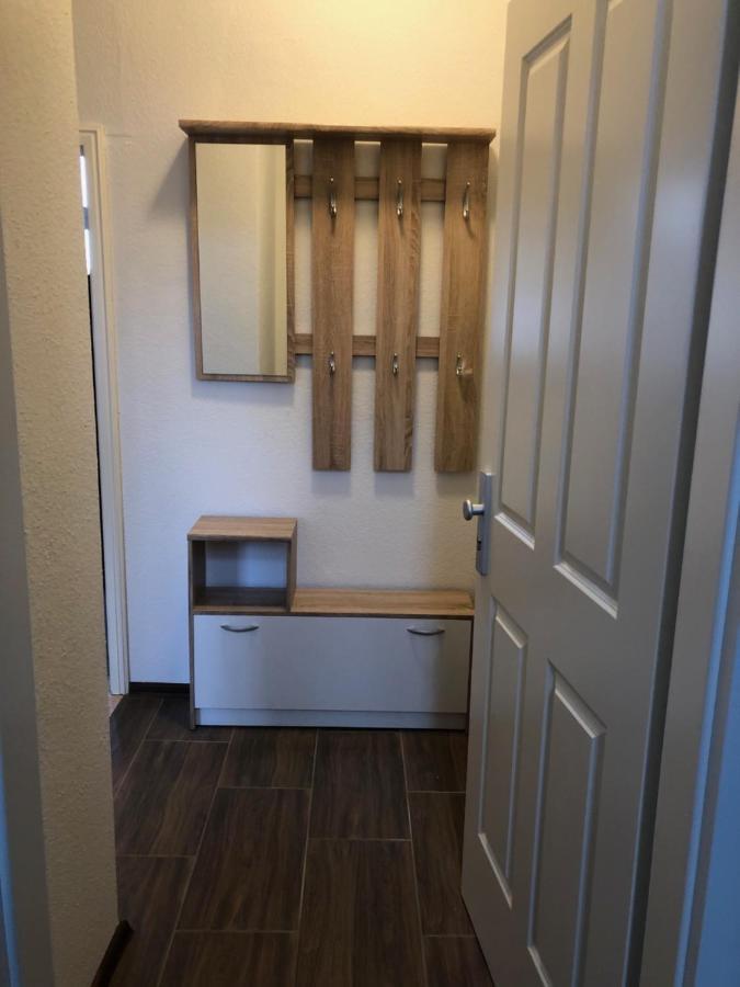 Apartmenthaus Am Bahnhof 代特莫尔德 外观 照片