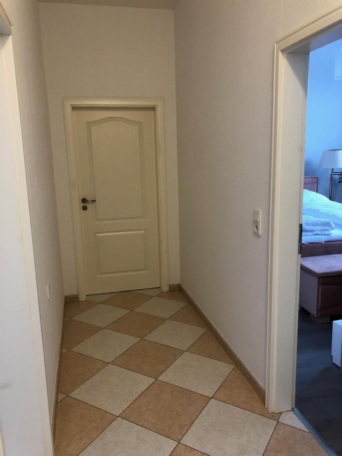 Apartmenthaus Am Bahnhof 代特莫尔德 外观 照片