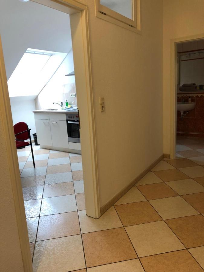 Apartmenthaus Am Bahnhof 代特莫尔德 外观 照片