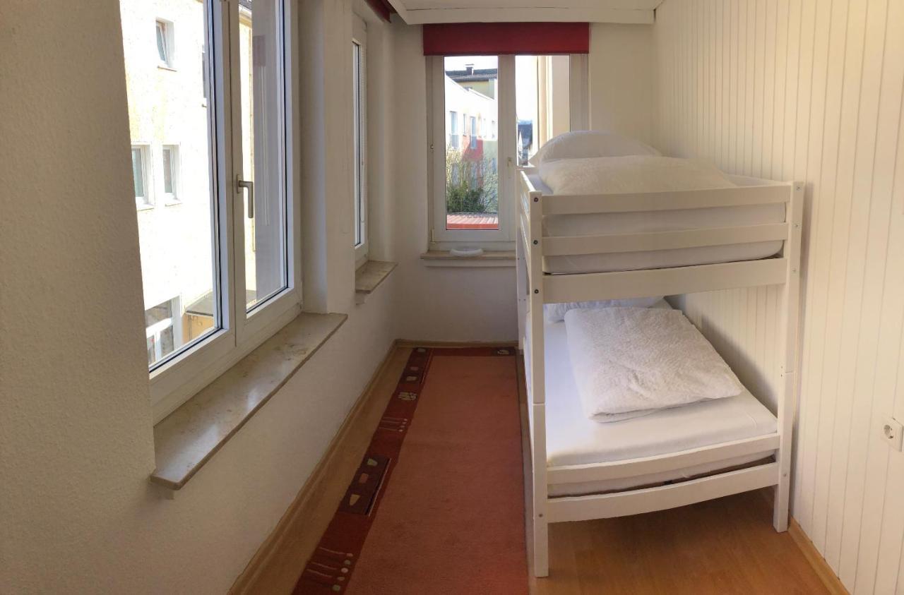 Apartmenthaus Am Bahnhof 代特莫尔德 外观 照片